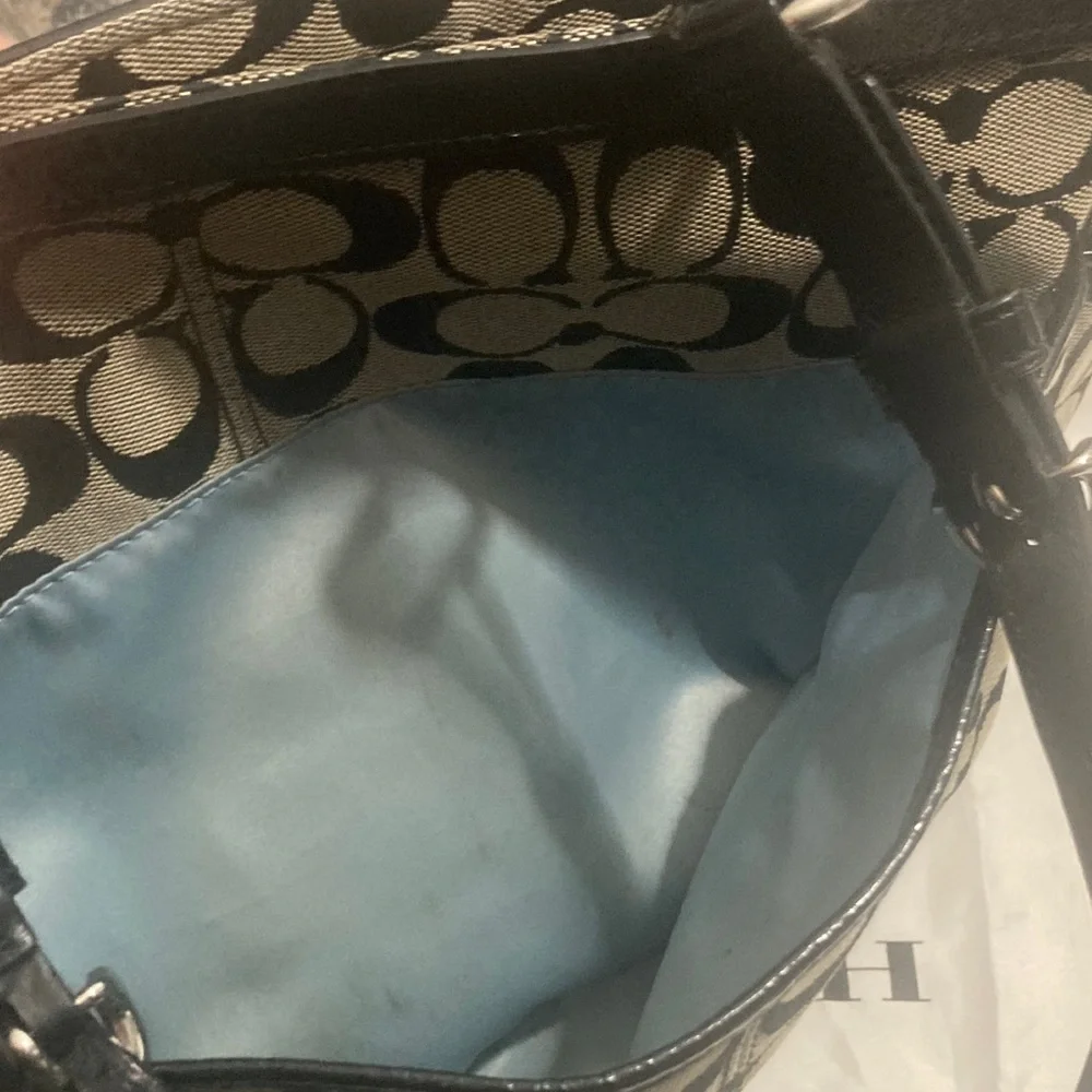 Vintage Authentic Coach Signature Medium Tote Black and White 2012 - Picture 14 of 16